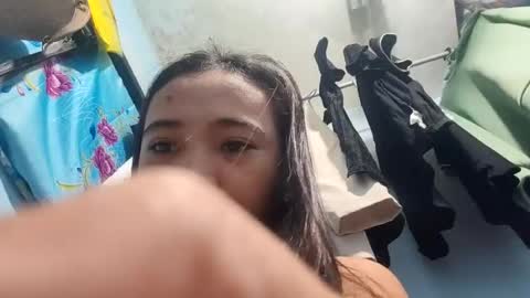 missdelicious79431 online show from July 24, 2:42 am