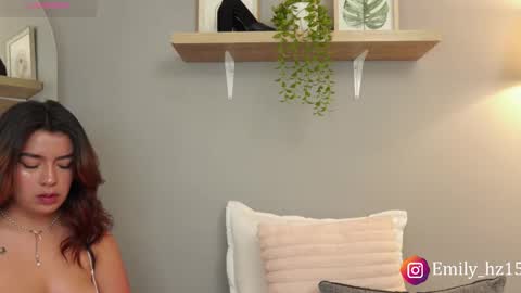 Yuliana online show from November 27, 9:12 am