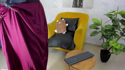 Escarlet online show from February 8, 2:36 am