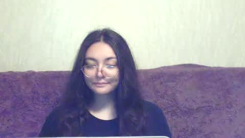 missis mona online show from June 12, 7:05 am