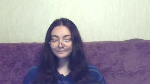 missis mona online show from June 15, 7:52 am