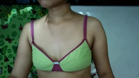 Jona online show from June 12, 6:38 pm
