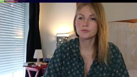 Misslucci online show from February 10, 9:25 am