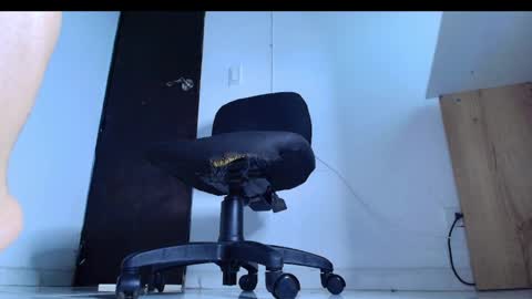 Snapshot of missmartinafeet chatting on March 4, 11:40 am Martina online show from March 4, 11:40 am
