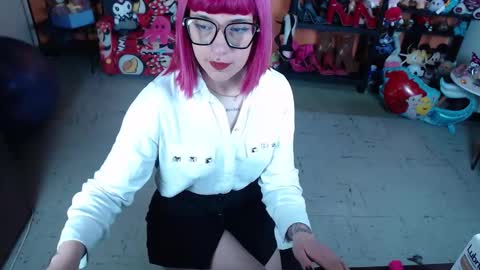 Miss Mia online show from January 11, 2:44 pm