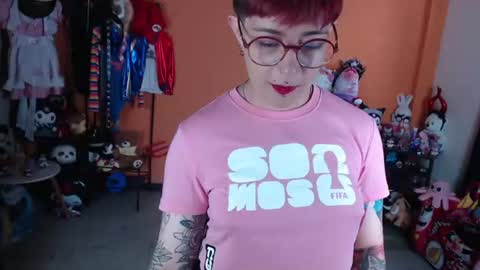 Miss Mia online show from July 5, 3:40 pm