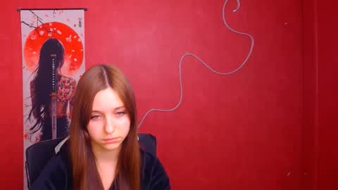 Mia online show from December 17, 6:56 pm