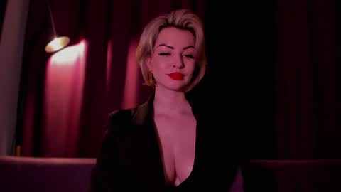   online show from January 17, 3:43 pm