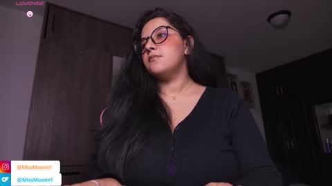 MissMoon online show from October 27, 10:59 pm