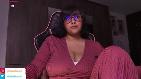 MissMoon online show from September 26, 1:47 am