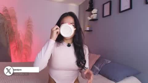 Nataly Rivas online show from August 8, 4:15 pm