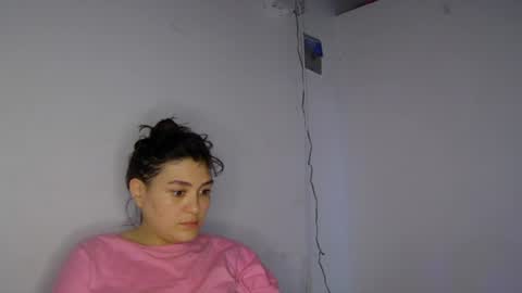 sarah online show from June 18, 8:47 pm