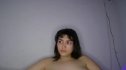 sarah online show from June 20, 3:43 am