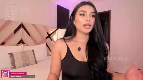 Fernanda Davila online show from November 19, 9:59 pm