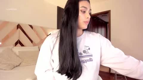 Snapshot of missthailand_ chatting on October 14, 12:08 pm Fernanda Davila online show from October 14, 12:08 pm