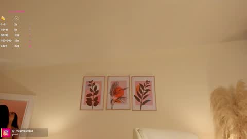 Valeria Davila online show from January 15, 12:55 pm