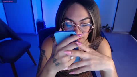 IG MISSVENUSS1 online show from December 17, 9:27 pm