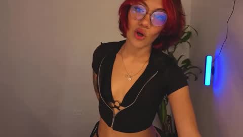 IG MISSVENUSS1 online show from October 14, 9:17 pm