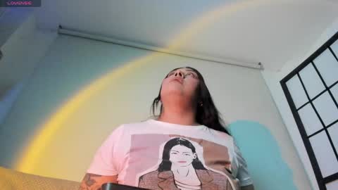Pau OFmissweetpeach online show from May 4, 11:40 pm
