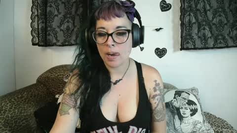 Missy Dee online show from June 21, 6:39 am