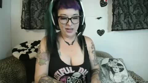 Missy Dee online show from July 16, 5:45 am