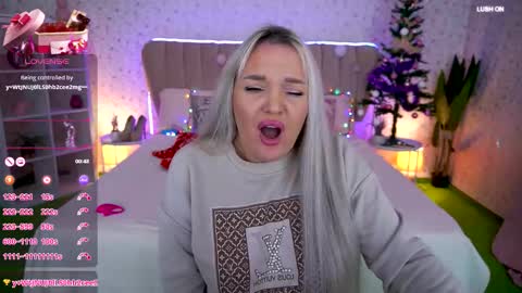 missyymarty online show from December 18, 9:03 am