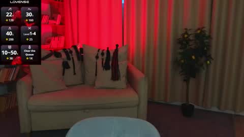 Marcelline online show from May 4, 1:31 am