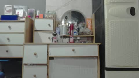 elizabeth online show from October 20, 8:28 am