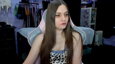 Dirty Priest and Ivi online show from February 1, 4:56 am