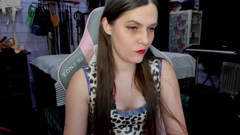 Dirty Priest and Ivi online show from January 23, 7:18 pm