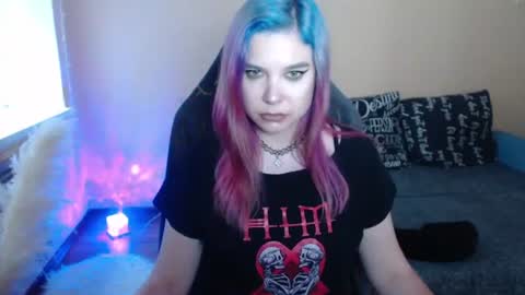 Miss Bailey online show from June 21, 1:48 pm