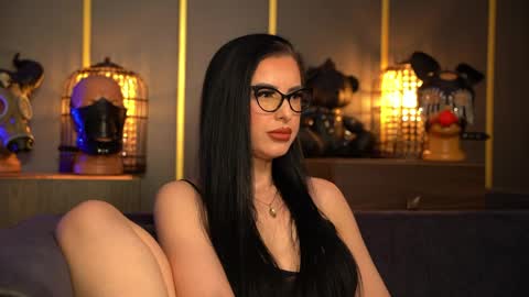 Mistress Kelly online show from April 30, 9:52 pm