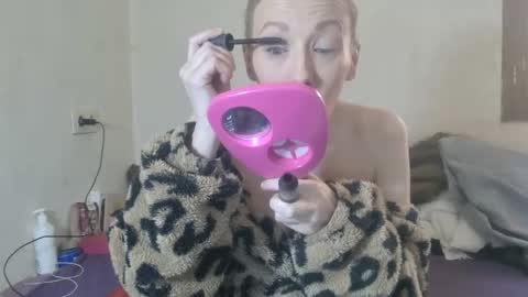 mistressmilly32 online show from February 20, 8:49 am