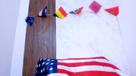 mistt_miaa online show from July 4, 8:05 pm