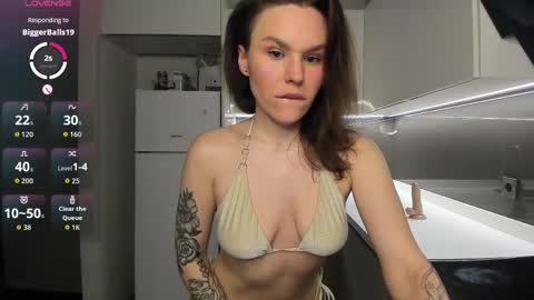 misty_myers online show from May 16, 8:30 pm