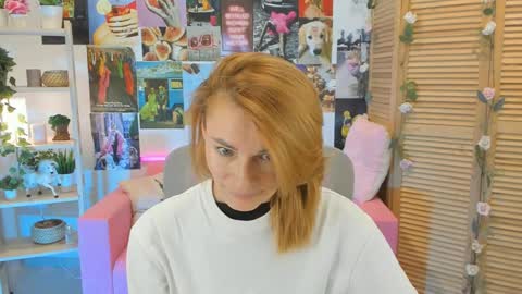 Snapshot of mistybarnes chatting on January 24, 11:37 am MistyBarnes NONUDE MODEL online show from January 24, 11:37 am