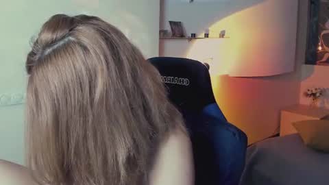 MistyBarnes NONUDE MODEL online show from June 13, 7:44 pm