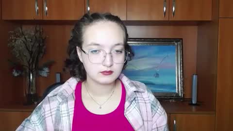 Aria online show from October 11, 11:47 am