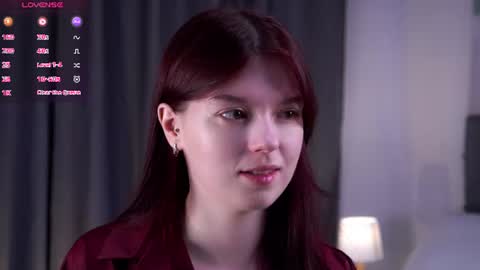 Rosalie online show from June 17, 1:29 am