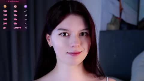 Rosalie online show from June 8, 1:01 am
