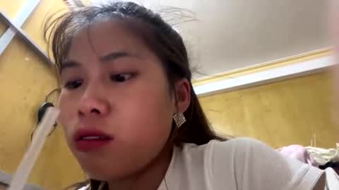 miu_sexygirl online show from April 28, 8:18 am