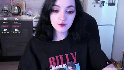 lina. online show from June 9, 10:58 am