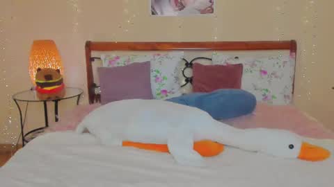 Miya online show from July 8, 3:14 pm