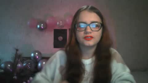 Snapshot of miyabe chatting on February 14, 1:29 pm Milana online show from February 14, 1:29 pm