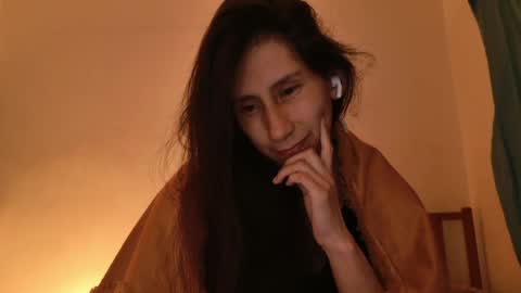 MoonLipson online show from June 4, 6:40 am