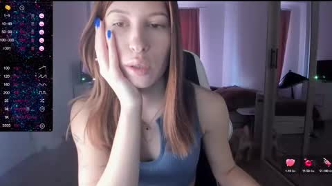 Snapshot of mmm_banana chatting on February 22, 7:45 am Lili online show from February 22, 7:45 am