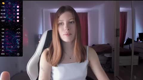 Snapshot of mmm_banana chatting on February 20, 8:06 am Lili online show from February 20, 8:06 am