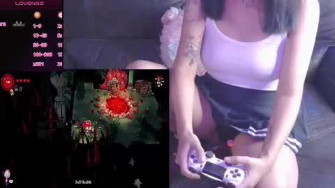 Snapshot of mmmmdarling chatting on October 5, 5:56 am minaDarling online show from October 5, 5:56 am