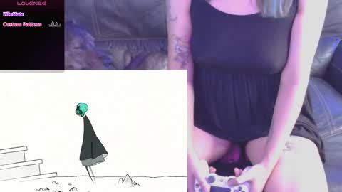 Snapshot of mmmmdarling chatting on September 21, 5:28 am minaDarling online show from September 21, 5:28 am