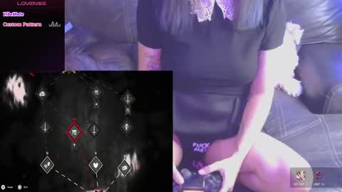 Snapshot of mmmmdarling chatting on October 4, 5:13 am minaDarling online show from October 4, 5:13 am